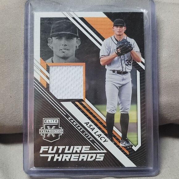 2021 Elite Extra Edition Asa Lacy Future Threads player-worn jersey patch card - Picture 2 of 9